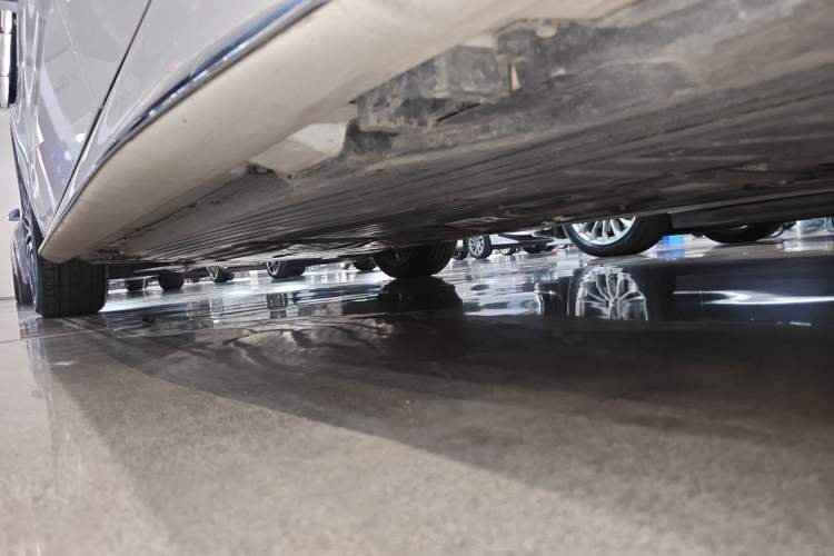 Used Mercedes-Benz C-Class 2022 Restyled C 260 L Sport Edition Left Side Sill