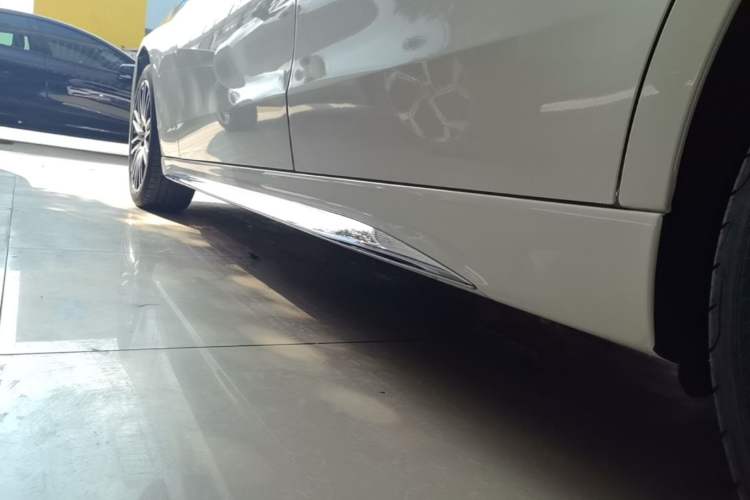 Used Mercedes-Benz C-Class 2022 Restyled C 260 L Sport Edition Left Side Sill