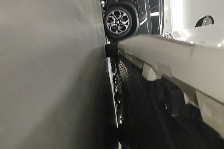 Used Mercedes-Benz C-Class 2022 C 260 L Sport Edition Left Side Sill
