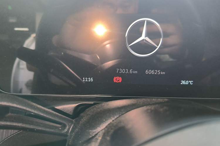 Used Mercedes-Benz C-Class 2022 C 200 L Sport Edition Odometer Close Up
