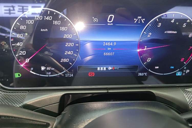 Used Mercedes-Benz C-Class 2022 C 260 L Sport Edition Odometer Close Up
