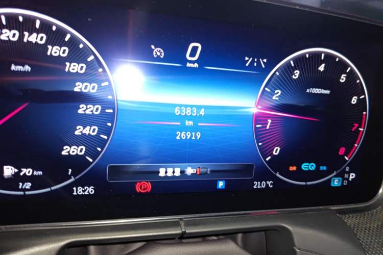 Used Mercedes-Benz C-Class 2022 C 260 L Sport Edition Odometer Close Up