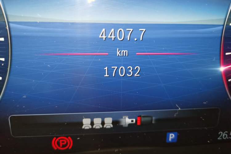 Used Mercedes-Benz C-Class 2022 Restyled C 260 L Sport Edition Odometer Close Up