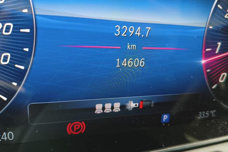 Used Mercedes-Benz C-Class 2022 Revised C 260 L Starry Night Sport Edition Odometer Close Up