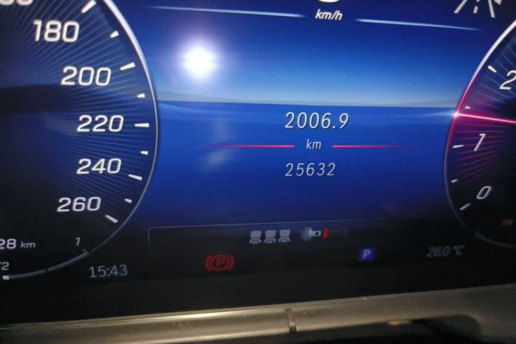 Used Mercedes-Benz C-Class 2022 C 260 L Sport Edition Odometer Close Up