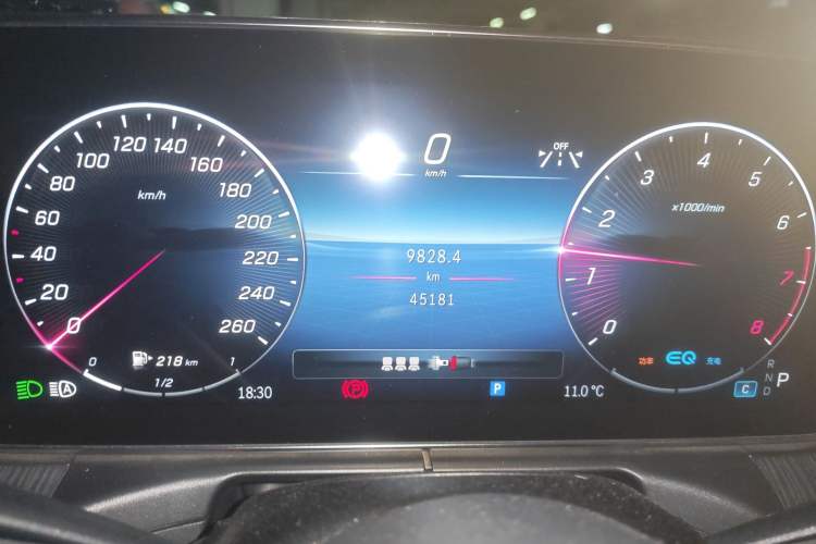 Used Mercedes-Benz C-Class 2022 C 260 L Obsidian Night Sport Edition Odometer Close Up