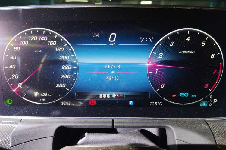 Used Mercedes-Benz C-Class 2022 Restyled C 260 L Sport Edition Odometer Close Up
