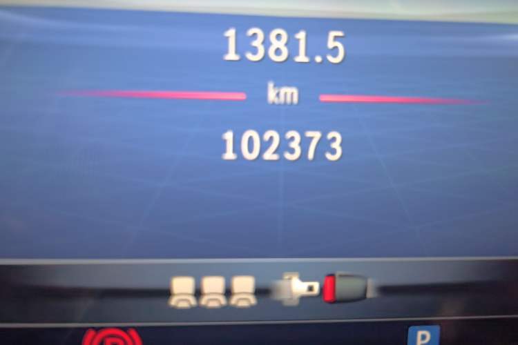 Used Mercedes-Benz C-Class 2022 Restyled C 260 L Sport Edition Odometer Close Up