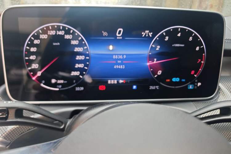 Used Mercedes-Benz C-Class 2022 Restyled C 260 L Sport Edition Odometer Close Up