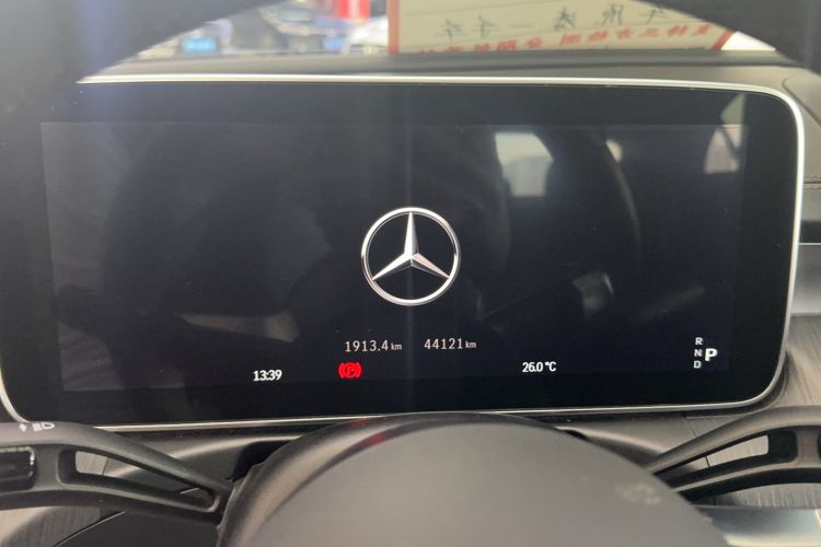 Used Mercedes-Benz C-Class 2022 Restyled C 200 L Sport Edition Odometer Close Up