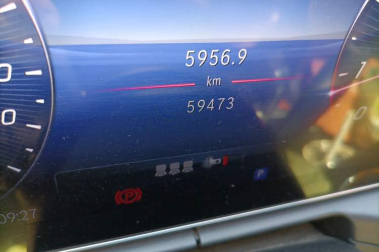Used Mercedes-Benz C-Class 2022 C 260 L Sport Edition Odometer Close Up
