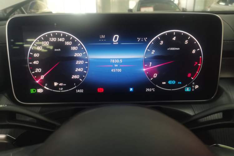 Used Mercedes-Benz C-Class  Odometer Close Up