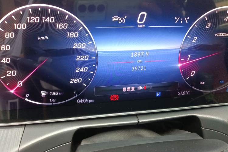 Used Mercedes-Benz C-Class 2022 C 260 L Obsidian Night Sport Edition Odometer Close Up