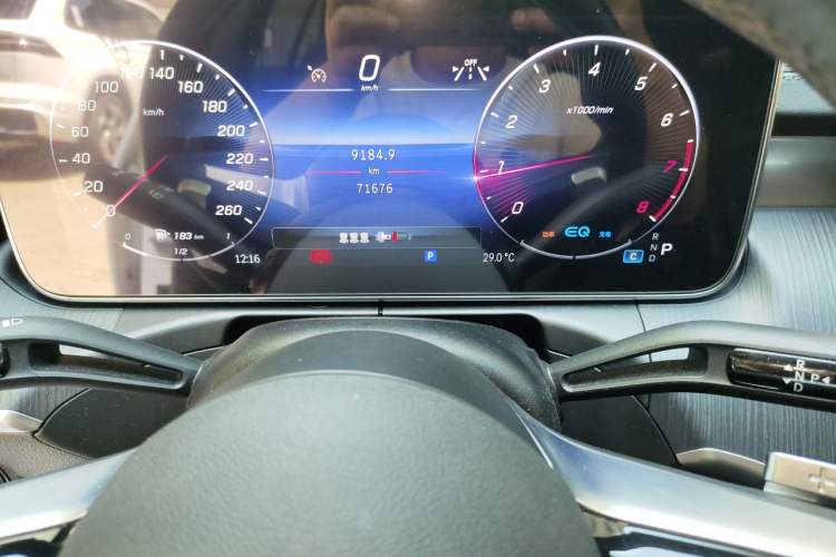 Used Mercedes-Benz C-Class 2022 C 200 L Sport Edition Odometer Close Up