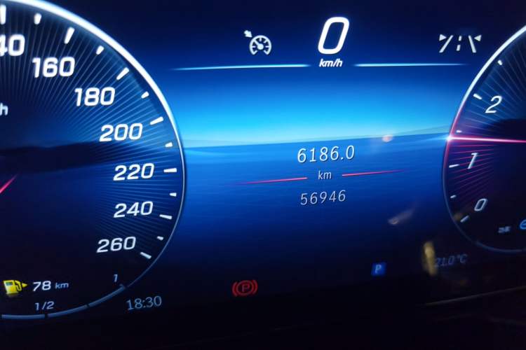 Used Mercedes-Benz C-Class 2022 Restyled C 260 L Sport Edition Odometer Close Up