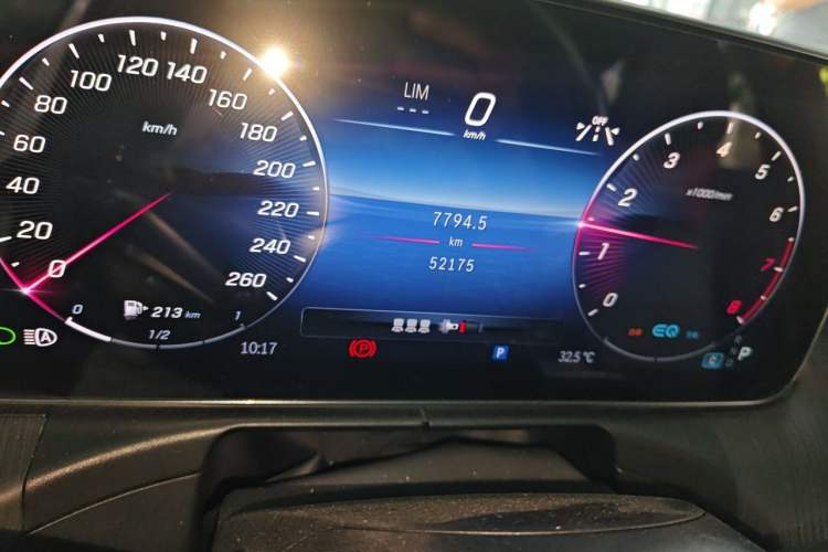 Used Mercedes-Benz C-Class 2022 C 260 L Sport Edition Odometer Close Up