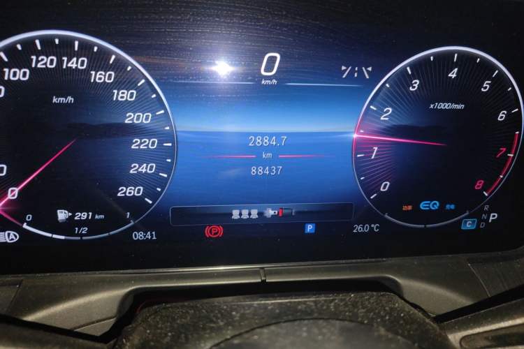 Used Mercedes-Benz C-Class 2022 C 200 L Sport Edition Odometer Close Up