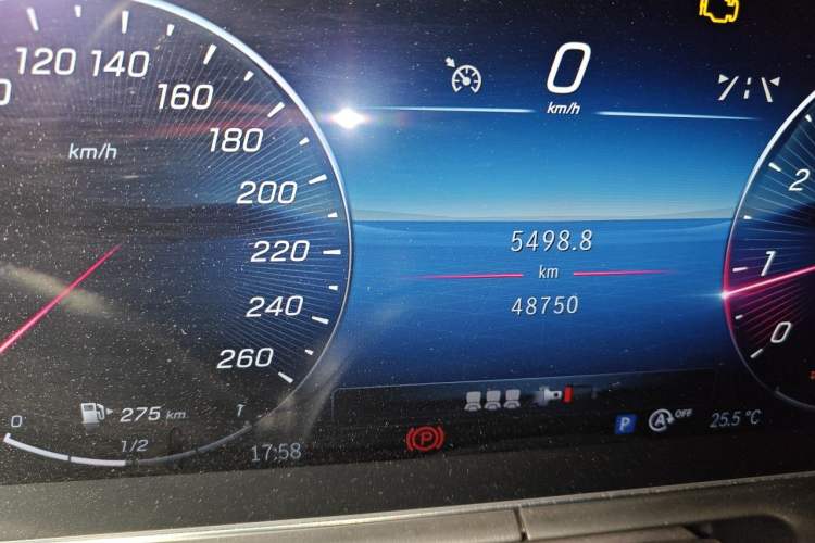 Used Mercedes-Benz C-Class 2022 C 200 L Sport Edition Odometer Close Up