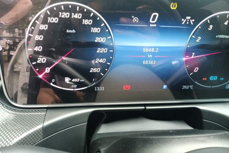 Used Mercedes-Benz C-Class 2022 C 260 L Sport Edition Odometer Close Up
