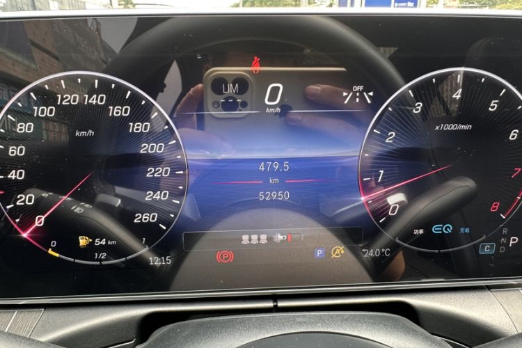 Used Mercedes-Benz C-Class 2022 Restyled C 260 L Sport Edition Odometer Close Up