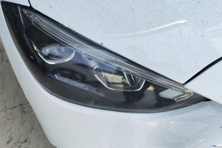 Used Mercedes-Benz C-Class 2022 C 260 L Sport Edition Right Front Headlight