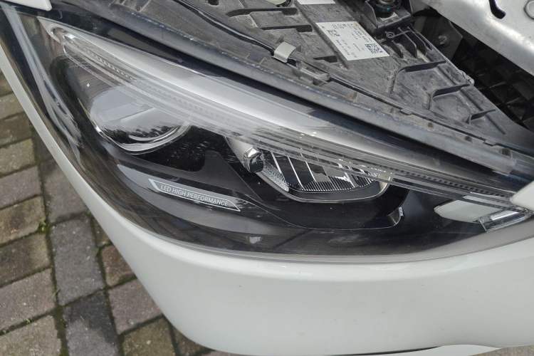 Used Mercedes-Benz C-Class 2022 Restyled C 260 L Sport Edition Right Front Headlight