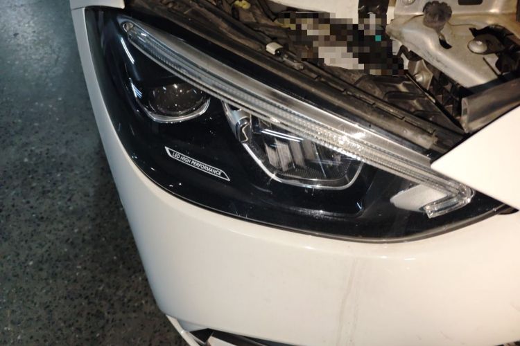 Used Mercedes-Benz C-Class 2022 Restyled C 260 L Sport Edition Right Front Headlight