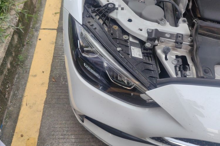 Used Mercedes-Benz C-Class 2022 Restyled C 260 L Sport Edition Right Front Headlight