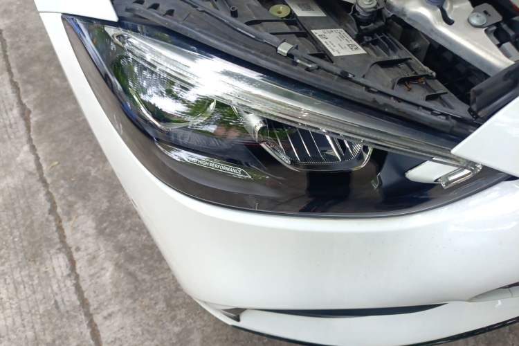 Used Mercedes-Benz C-Class 2022 Revised C 260 L Starry Night Sport Edition Right Front Headlight