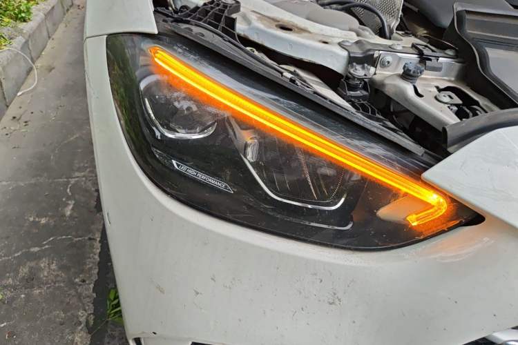 Used Mercedes-Benz C-Class 2022 C 200 L Sport Edition Right Front Headlight