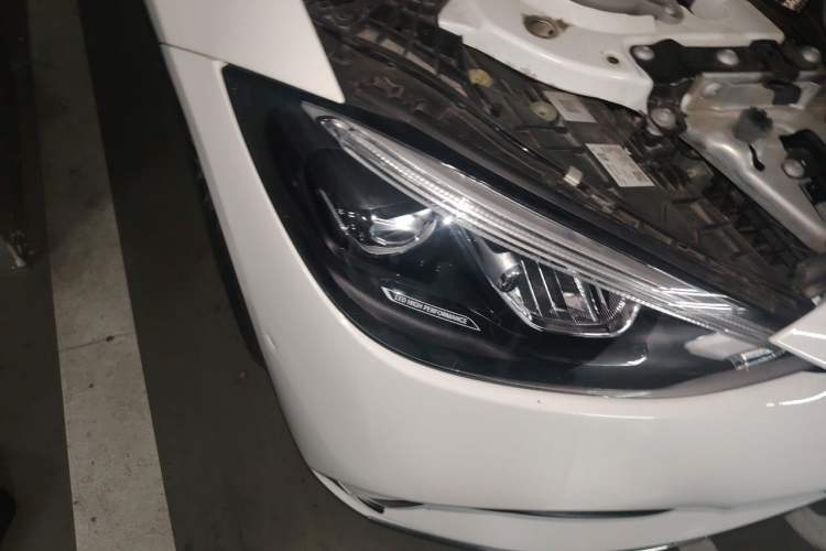 Used Mercedes-Benz C-Class 2022 Restyled C 260 L Sport Edition Right Front Headlight