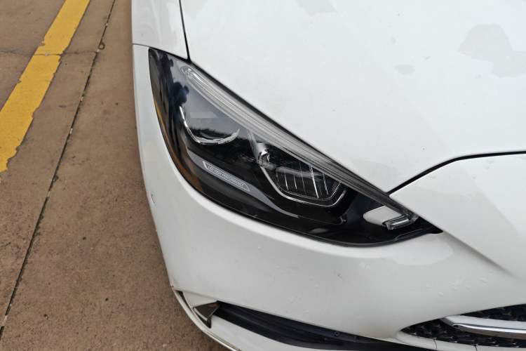 Used Mercedes-Benz C-Class 2022 C 260 L Sport Edition Right Front Headlight