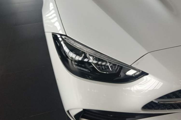 Used Mercedes-Benz C-Class 2022 Restyled C 260 L Sport Edition Right Front Headlight