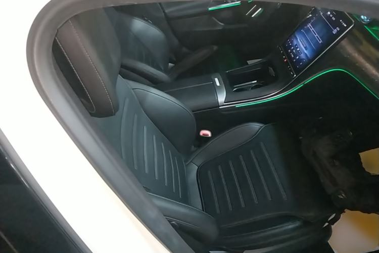 Used Mercedes-Benz C-Class 2022 C 260 L Sport Edition Right Front Seat