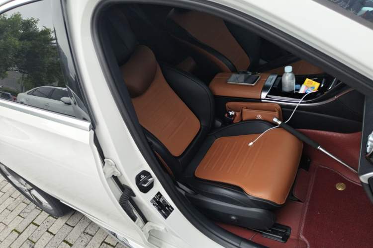 Used Mercedes-Benz C-Class 2022 Restyled C 200 L Sport Edition Right Front Seat
