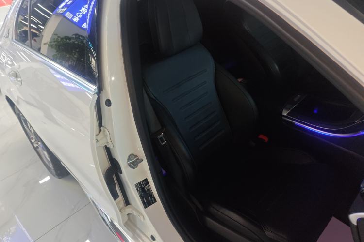 Used Mercedes-Benz C-Class 2022 Restyled C 200 L Sport Edition Right Front Seat