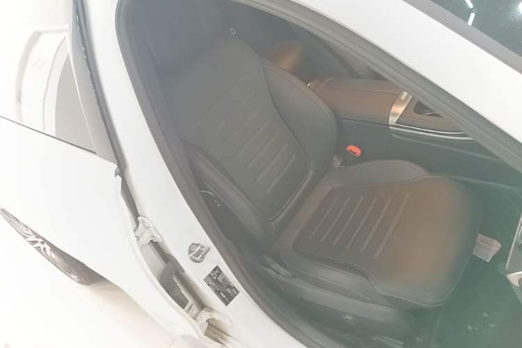 Used Mercedes-Benz C-Class 2022 Restyled C 260 L Sport Edition Right Front Seat
