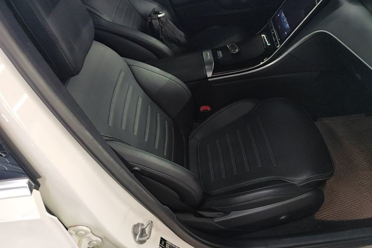 Used Mercedes-Benz C-Class 2022 Restyled C 200 L Sport Edition Right Front Seat