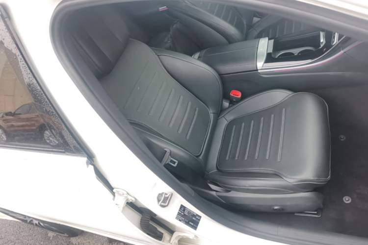 Used Mercedes-Benz C-Class 2022 Restyled C 260 L Sport Edition Right Front Seat