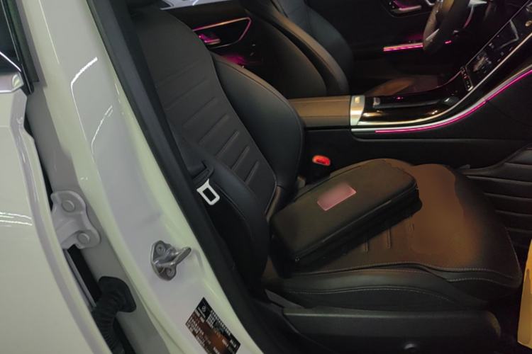 Used Mercedes-Benz C-Class 2022 Restyled C 260 L Sport Edition Right Front Seat