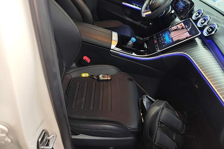 Used Mercedes-Benz C-Class 2022 C 260 L Obsidian Night Sport Edition Right Front Seat