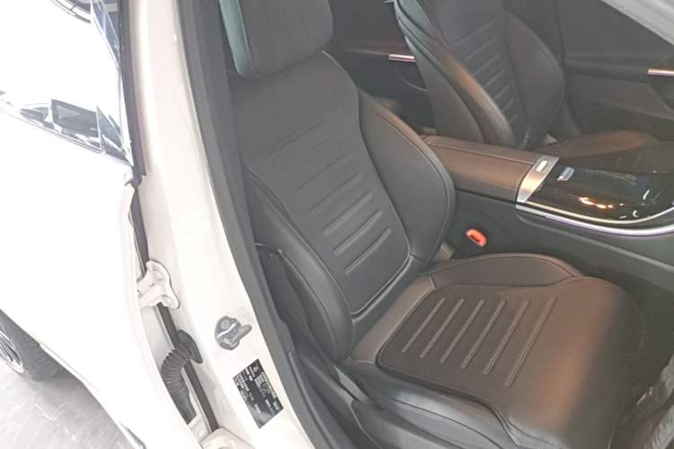 Used Mercedes-Benz C-Class 2022 Restyled C 260 L Sport Edition Right Front Seat