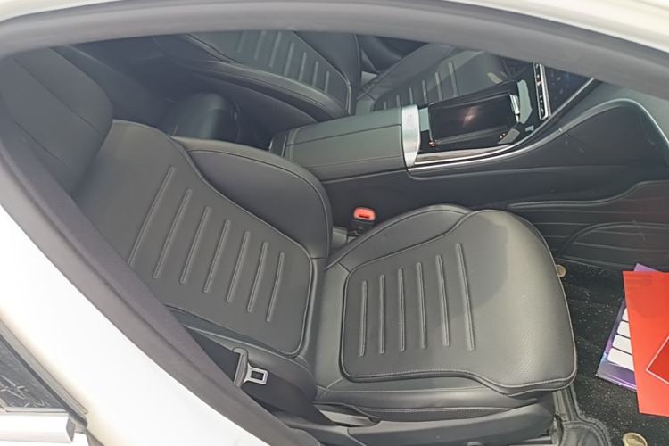 Used Mercedes-Benz C-Class 2022 C 200 L Sport Edition Right Front Seat