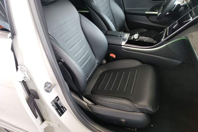 Used Mercedes-Benz C-Class 2022 Restyled C 260 L Sport Edition Right Front Seat