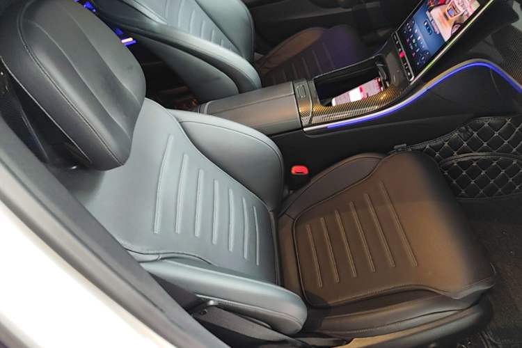 Used Mercedes-Benz C-Class 2022 C 260 L Sport Edition Right Front Seat