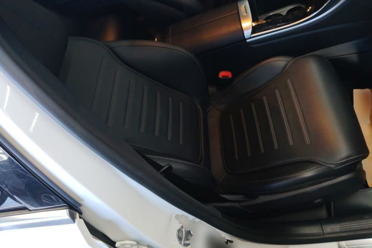 Used Mercedes-Benz C-Class 2022 Restyled C 200 L Sport Edition Right Front Seat