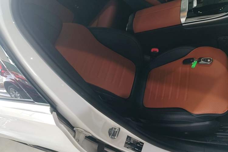 Used Mercedes-Benz C-Class 2022 C 200 L Sport Edition Right Front Seat