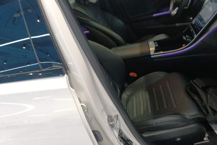 Used Mercedes-Benz C-Class 2022 Revised C 260 L Starry Night Sport Edition Right Front Seat