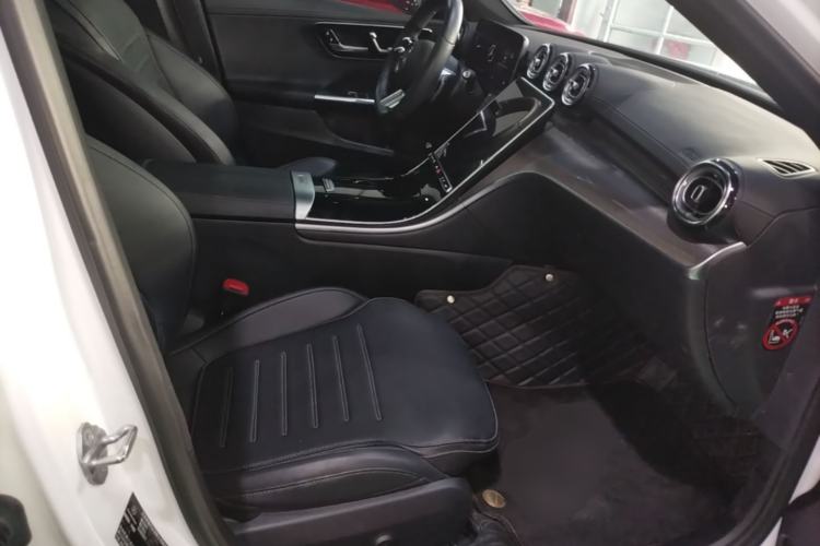 Used Mercedes-Benz C-Class 2022 Restyled C 260 L Sport Edition Right Front Seat