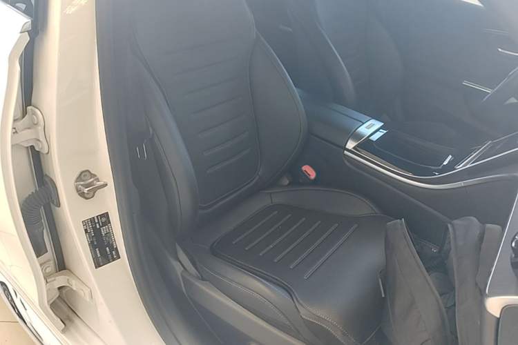 Used Mercedes-Benz C-Class 2022 Restyled C 200 L Sport Edition Right Front Seat